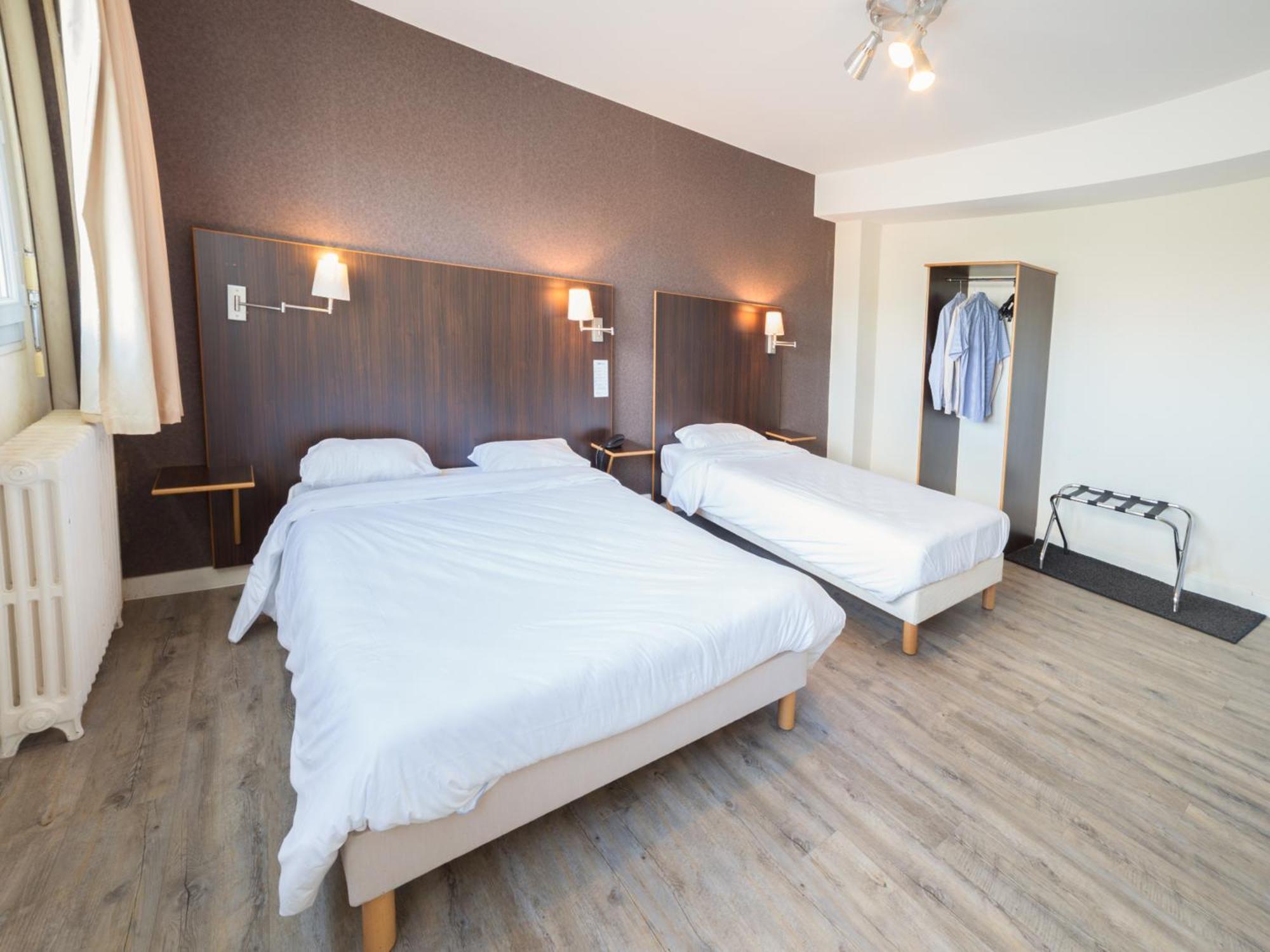 Hotel De La Vendee ラ・ロッシュ＝シュル＝ヨン エクステリア 写真